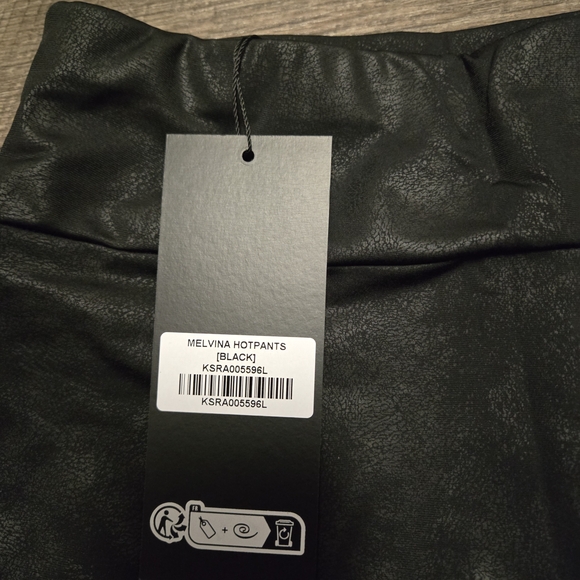 NWT Killstar Melvina Shorts - Picture 4 of 4